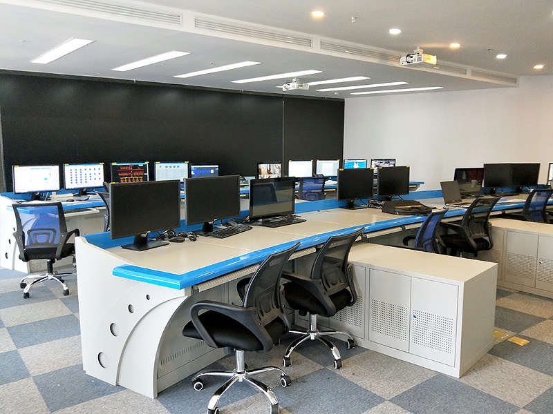 監(jiān)控操作臺