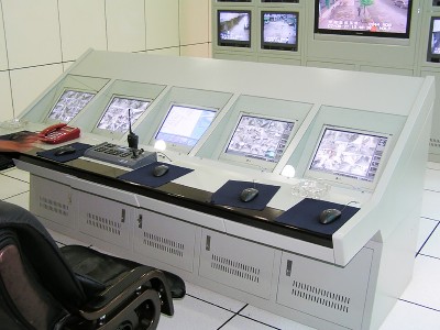 昆明云茂為監(jiān)獄安防集成系統(tǒng)提供操作臺,網(wǎng)絡(luò)機(jī)柜等殼體的一站式定制