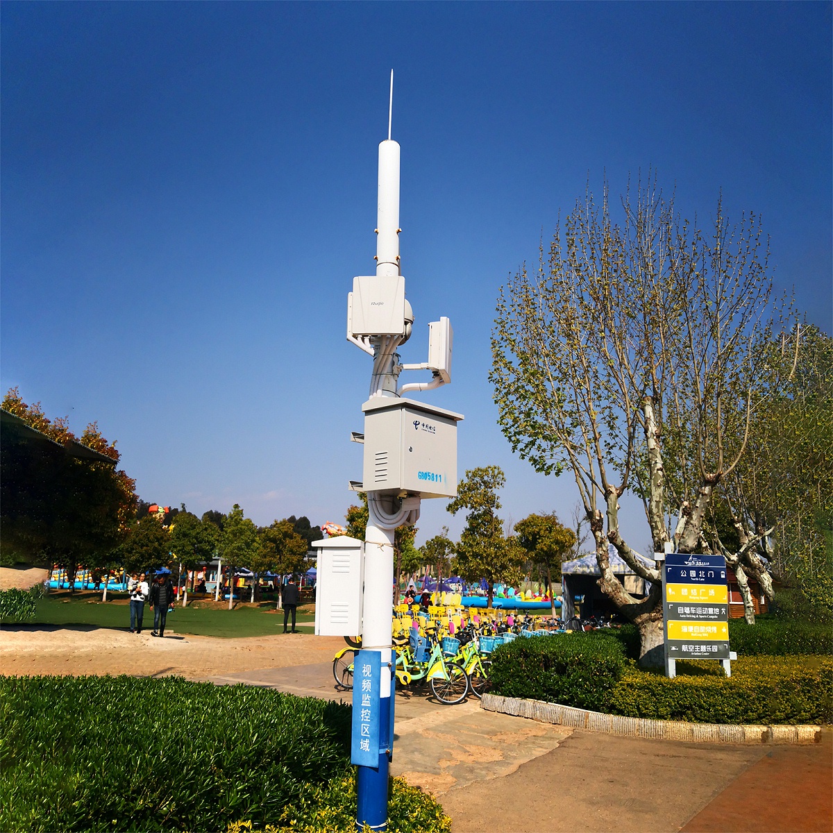 智慧城市監控桿2