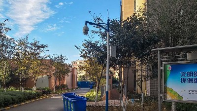 在昆明定做監(jiān)控桿要多少錢？