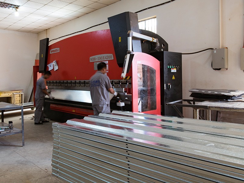 4.2米數(shù)控折彎機