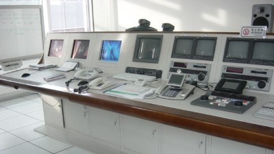 為什么不能用普通電腦桌做監(jiān)控操作臺
