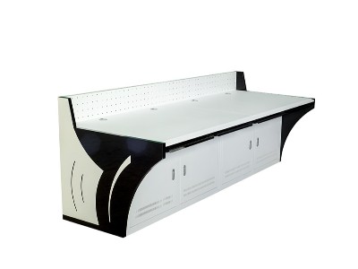 提高定制機柜和操作臺的質(zhì)量，做好客戶的服務(wù)工作是昆明云茂的本分